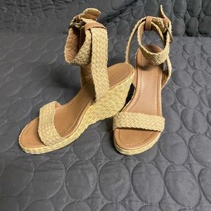 Wrap Around Wedges